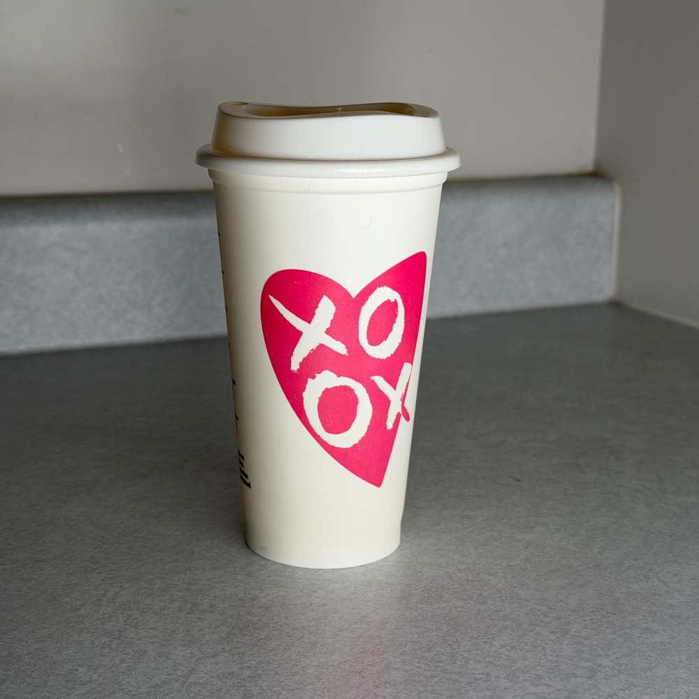 Starbucks Reusable Tumbler Cup White Heart‎ XO Design 16oz